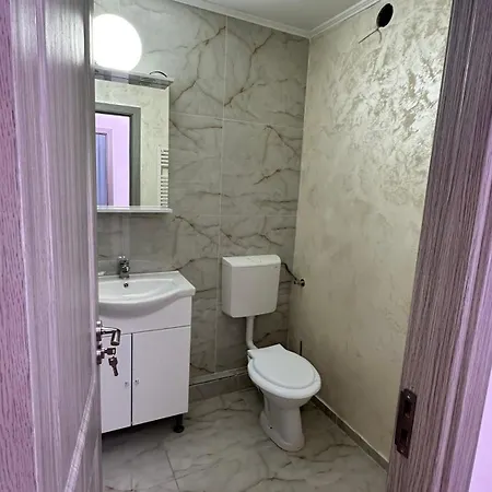 Apartament Cu 2 * بوخارست
